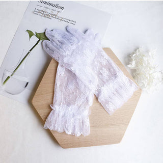 Nylon Gloves with Ruffles