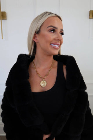 Short Gold Coin Necklace