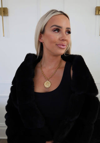 Short Gold Coin Necklace